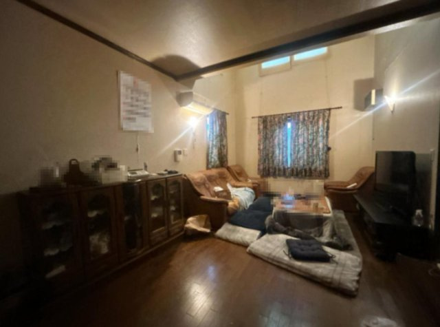 常陸太田市天神林町　中古戸建の居間・リビング