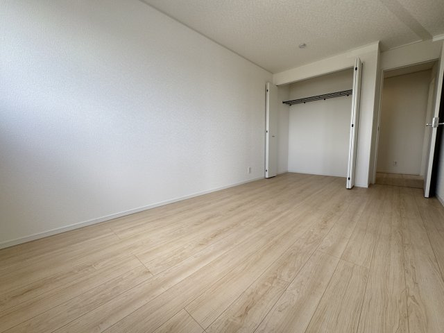 読谷村大木　第4（全3棟）1号棟　の洋室|1号棟　洋室7.7帖＋CL付き♪