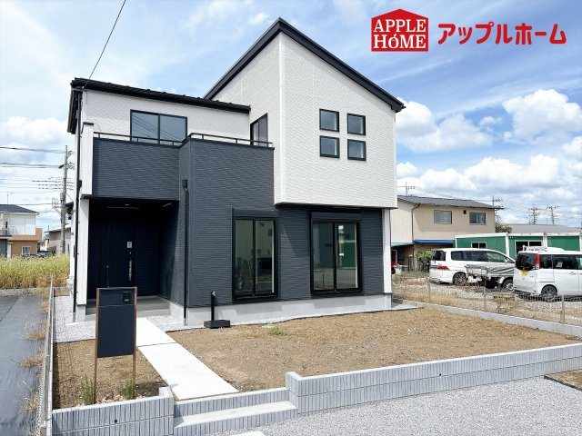 [新築住宅] 鴻巣市下忍 3期 全3棟の外観|周辺環境にも恵まれた好立地☆日当たり良好×子育てしやすい環境です！いつでもお気軽にお問合せOKです！TEL「0120-466263」