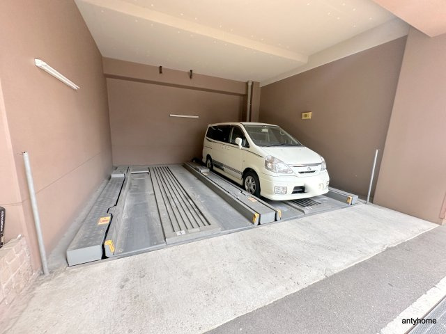 S-RESIDENCE難波Viale　仲介手数料無料の駐車場