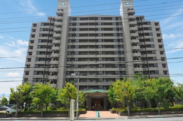 サーパス北長野の外観