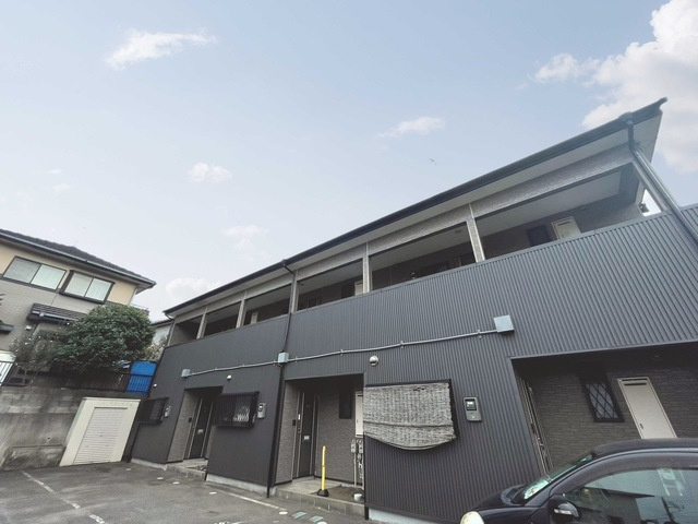 ロイヤルガーデンハイツの外観