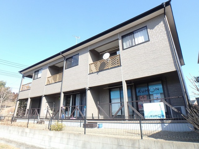ロイヤルガーデンハイツの外観