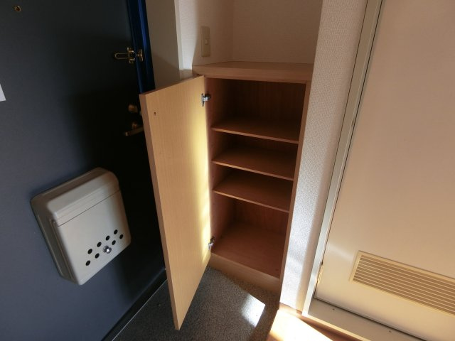 ファミーユビルの収納|他のお部屋の参考写真となります。
