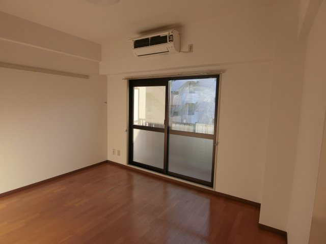 ファミーユビルの洋室|他のお部屋の参考写真となります。