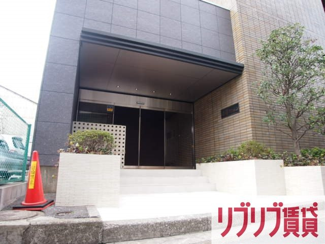 斎藤マンションのエントランス