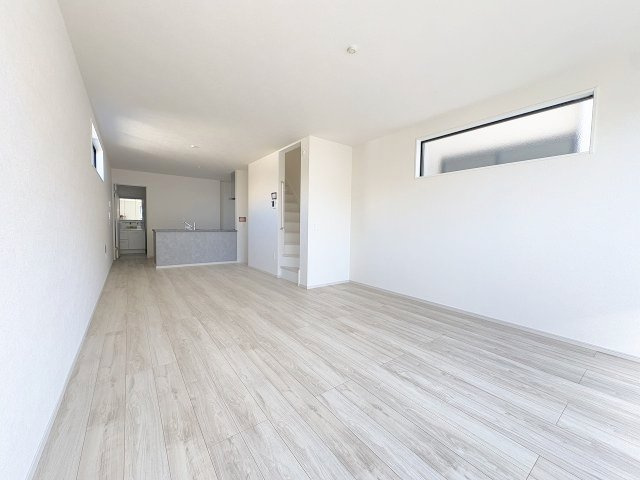 【居間・リビング】 | 福岡市東区筥松1丁目1期　1号棟（全3棟）【仲介手数料無料・0円】 | 現地写真。