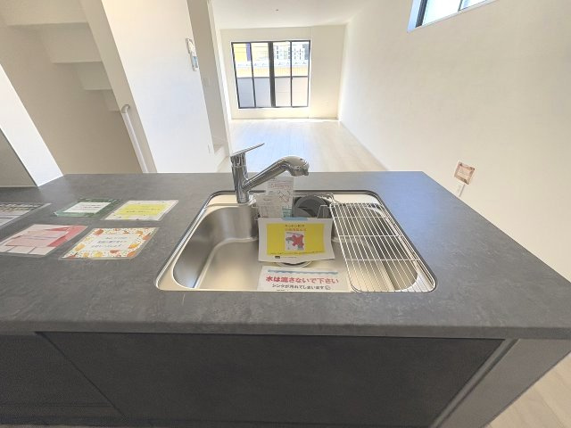 【キッチン】 | 福岡市東区筥松1丁目1期　1号棟（全3棟）【仲介手数料無料・0円】 | 現地写真。