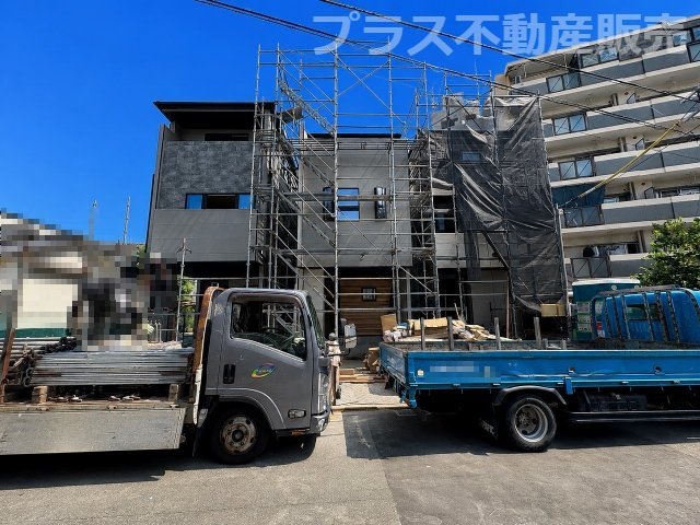 【外観】 | 福岡市東区筥松1丁目1期　1号棟（全3棟）【仲介手数料無料・0円】 | 現地写真。プラス不動産販売なら、現場の全ての棟をまとめてご見学頂けます。