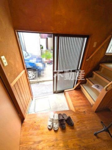 笠松町門前町戸建ての玄関