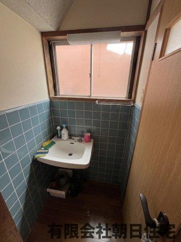【独立洗面台】 | 国屋町中古戸建 | 独立洗面台で身支度をすべて済ませてしまいましょう