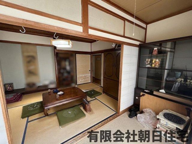 【和室】 | 国屋町中古戸建 | 畳の上でゆっくりとくつろげる和室です