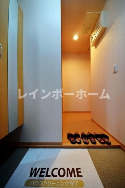 プレミールメゾンの玄関