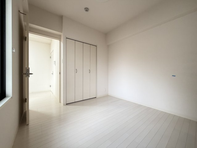 グランジュテ住吉の洋室