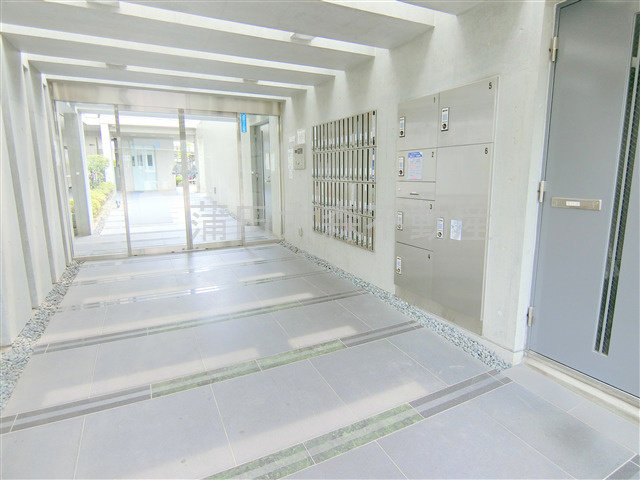 シエールグラン大森西のエントランス