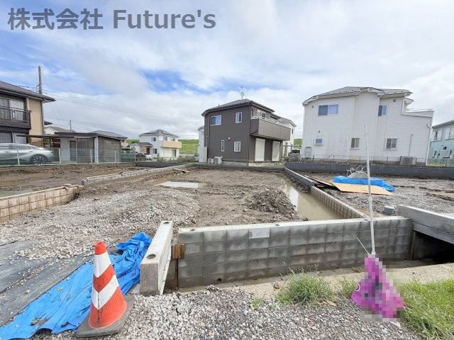 三郷市新和2丁目　新築戸建　全3棟　2号棟の外観|現地の写真になります。