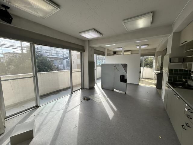 鎌ケ谷市南鎌ケ谷４丁目の店舗事務所の内装
