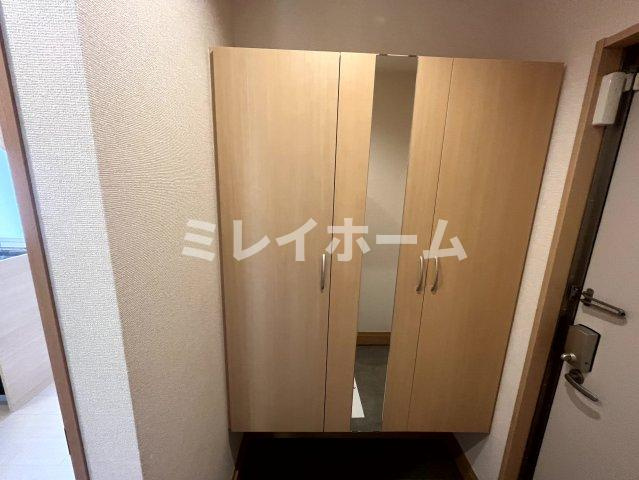アルページュ大森D棟の玄関