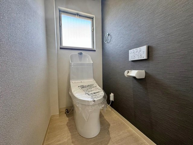 一の宮学園町　一戸建てのトイレ|1階と2階の両方にトイレがあります！