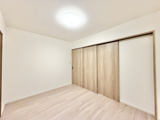 【本山駅徒歩5分×フルリノベ3LDK】ヒルズ本山穂並町の洋室