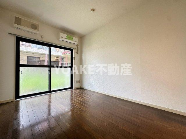 大和市鶴間１丁目の賃貸マンションの居間・リビング