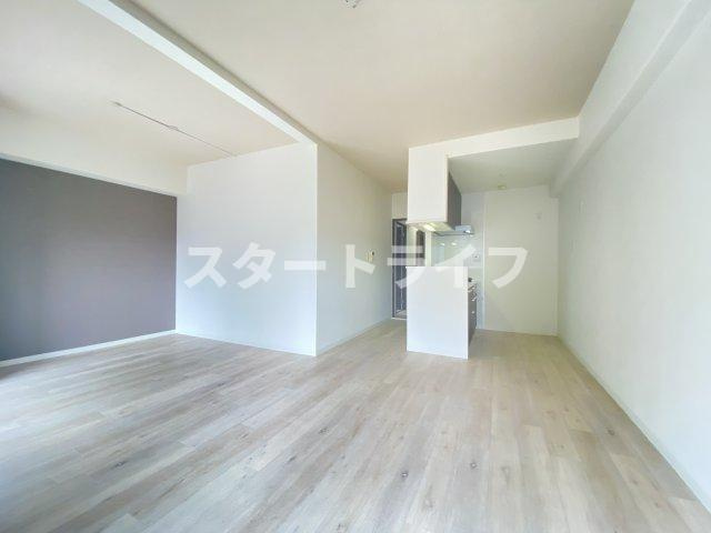 大阪市淀川区西宮原１丁目の賃貸マンションの居間・リビング