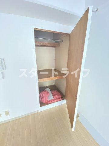 大阪市淀川区三国本町３丁目の賃貸マンションの収納
