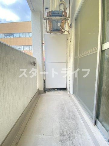 大阪市淀川区三国本町３丁目の賃貸マンションのバルコニー