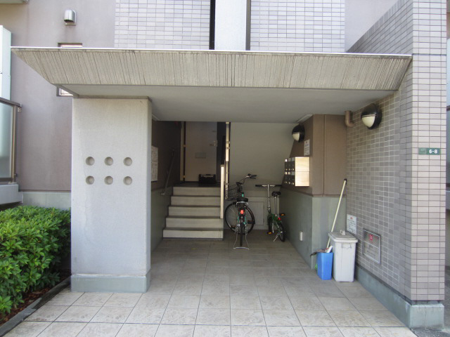 【エントランス】