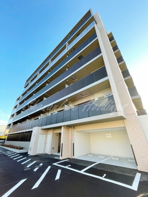 茅ヶ崎市十間坂３丁目の賃貸マンションの外観
