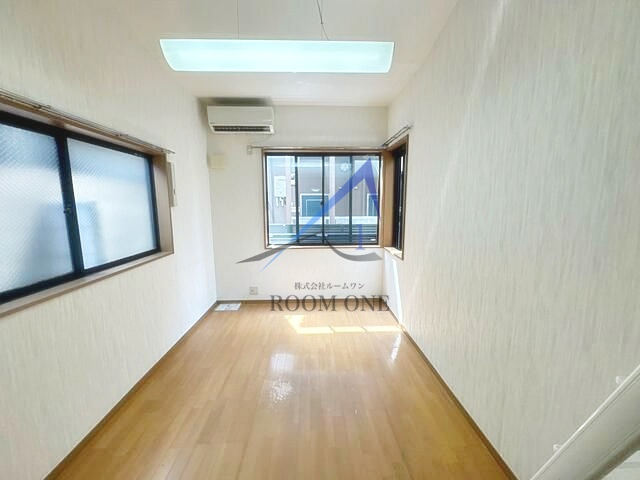 アテネコート田端の居間・リビング|洋室のお部屋です。