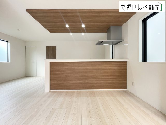 【居間・リビング】 | GRAFARE鴻巣市吹上本町3期　新築住宅 | ≪2号棟≫
現地(2026年8月撮影)