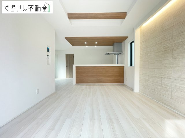 【居間・リビング】 | GRAFARE鴻巣市吹上本町3期　新築住宅 | ≪2号棟≫
現地(2026年8月撮影)