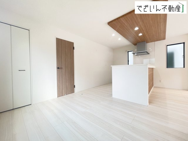 【居間・リビング】 | GRAFARE鴻巣市吹上本町3期　新築住宅 | ≪2号棟≫
現地(2026年8月撮影)