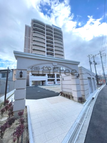 【エントランス】 | Luxe大阪城南　仲介手数料無料