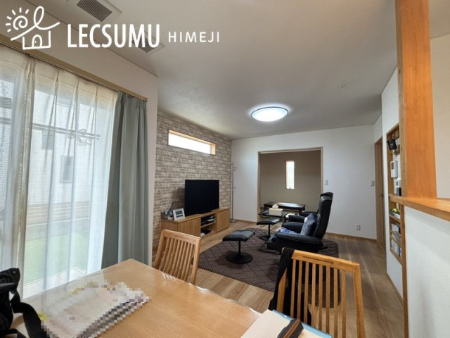 姫路市網干区津市場/中古戸建の居間・リビング