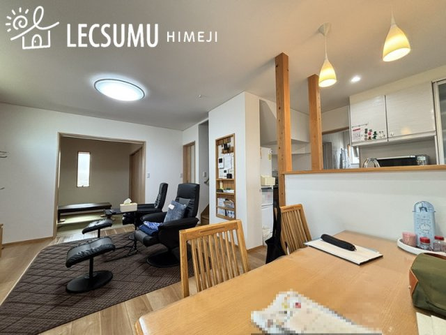 姫路市網干区津市場/中古戸建の居間・リビング