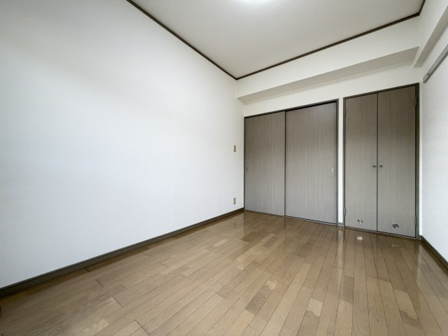 クレール帝塚山の寝室