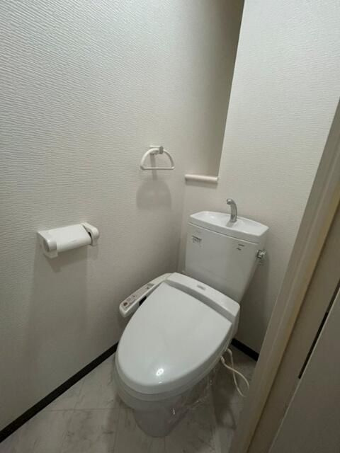 礎（いしずえ）のトイレ