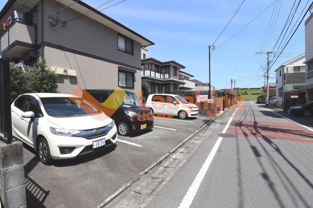 リヴァージュの駐車場|駐車場完備です