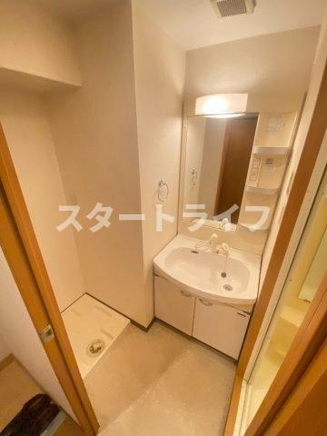 大阪市東淀川区淡路３丁目の賃貸マンションの洗面所
