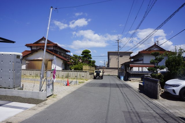 出雲市小山町第2　新築建売住宅　の前面道路含む現地写真