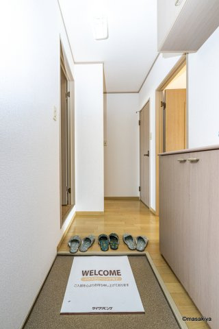 ライジング・エムの玄関