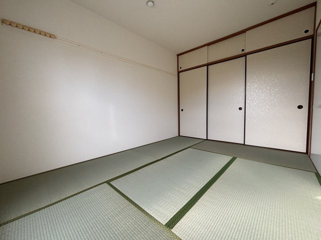 クレール西船の和室