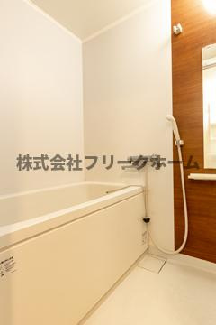 三鷹台エミネンスの浴室