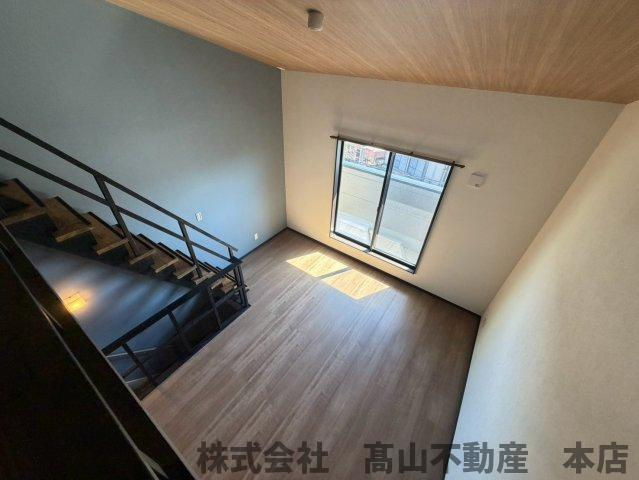 ガレージハウス旭台の内装