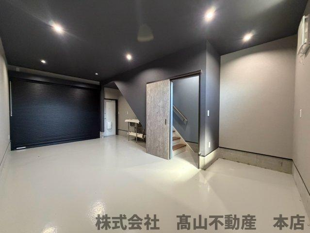 ガレージハウス旭台のその他