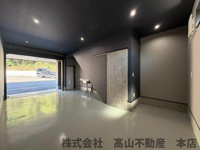 ガレージハウス旭台のその他