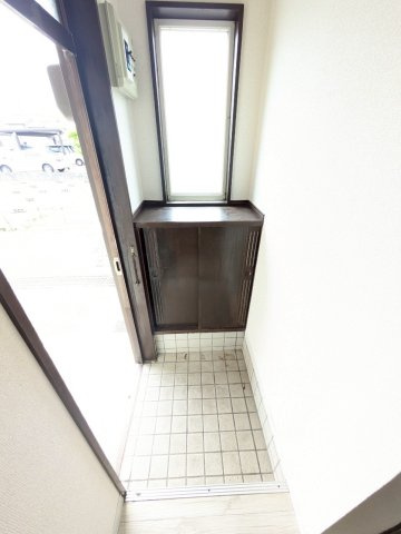 ハイツサングリーンの玄関