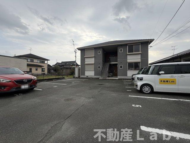 ヒルビレッジ　Ａの駐車場